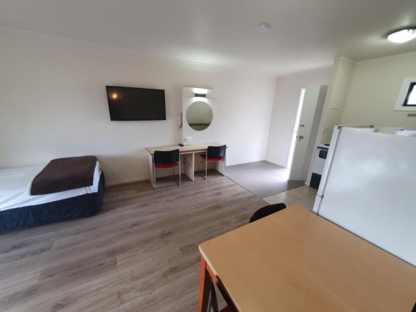 Ascot Epsom Motel : photo 4 de la chambre suite familiale (4 adultes)