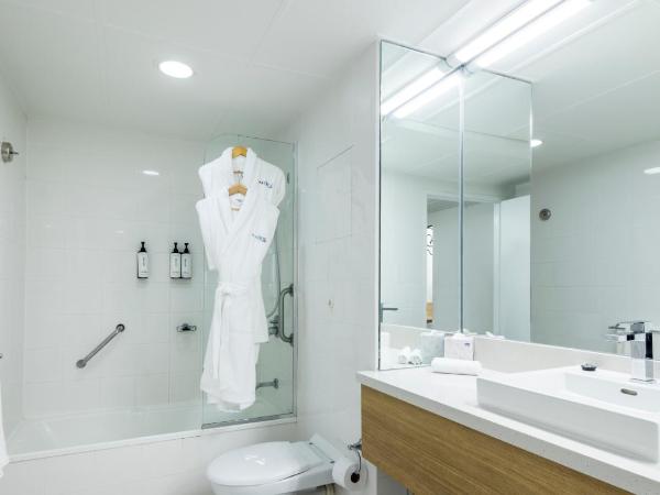 Pacific Hotel Cairns : photo 3 de la chambre superior king balcony suite
