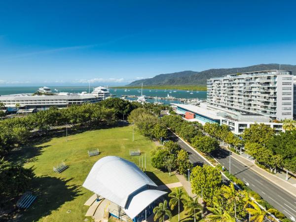 Pacific Hotel Cairns : photo 6 de la chambre superior king balcony suite