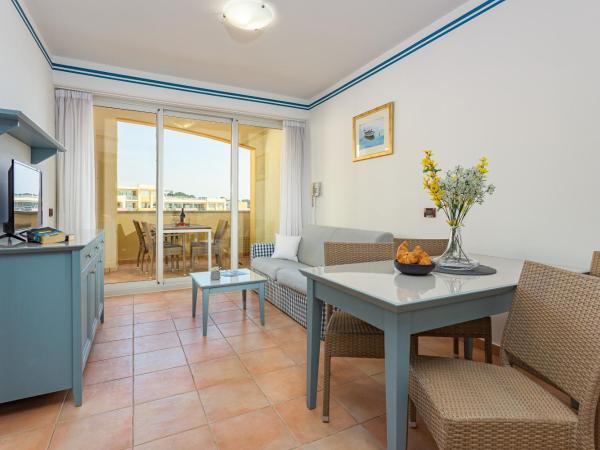 Resort del Mar : photo 2 de la chambre appartement 1 chambre avec balcon - vue sur mer (6 personnes)