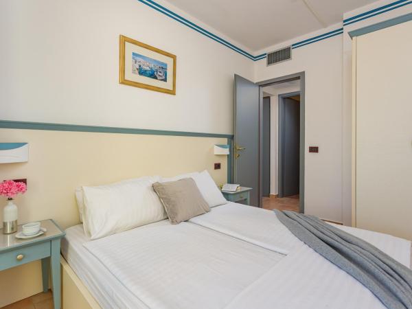 Resort del Mar : photo 6 de la chambre appartement 1 chambre avec balcon - vue sur mer (6 personnes)