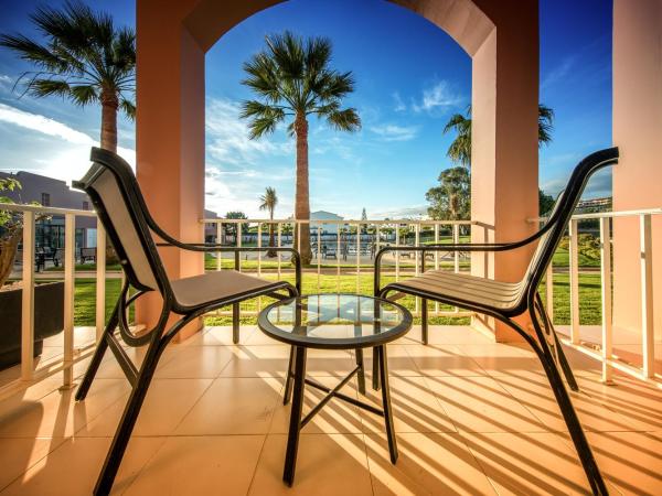 Vila Gale Collection Praia : photo 5 de la chambre chambre double ou lits jumeaux - vue sur piscine