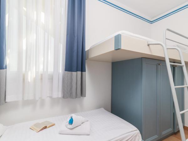 Resort del Mar : photo 3 de la chambre appartement 1 chambre avec balcon - vue sur mer (6 personnes)