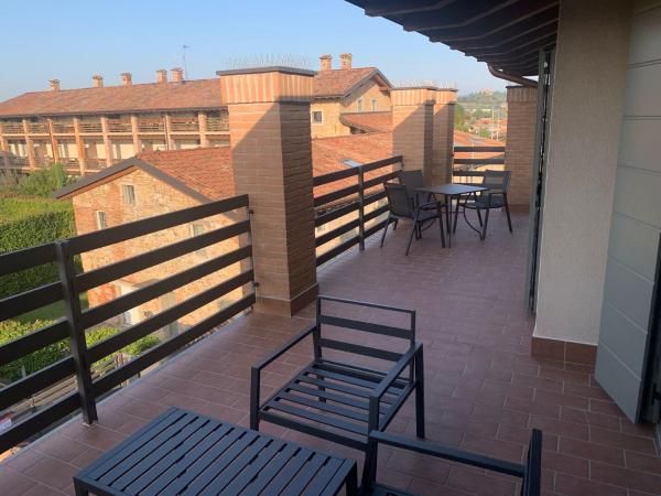 Bes Residence Bergamo Polaresco : photo 9 de la chambre penthouse