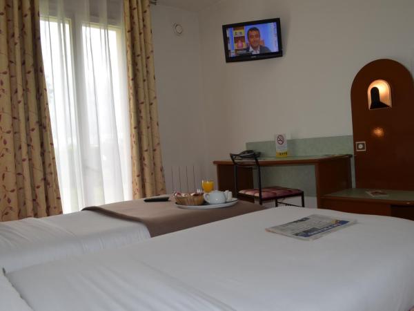 Hostellerie Saint Vincent Beauvais Aeroport : photo 4 de la chambre chambre lits jumeaux standard