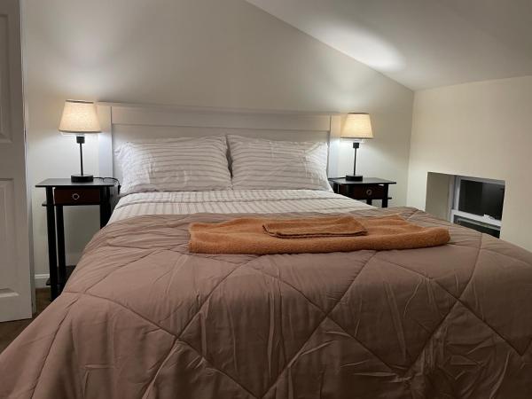 Downtown Private Room - Close to M&T, Orioles, Topgolf, Horseshoe Casino : photo 2 de la chambre chambre double Économique