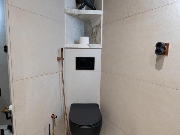 CARACALLA PRIVE - Chambres d'hôtes avec Piscine, Jaccuzi et Hammam privatifs : photo 7 de la chambre chambre lit queen-size deluxe