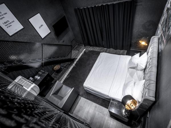 Black Hotels Köln : photo 1 de la chambre loft black
