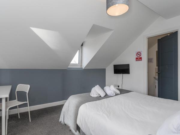 The Avenue Belfast : photo 1 de la chambre chambre double avec salle de bains privative