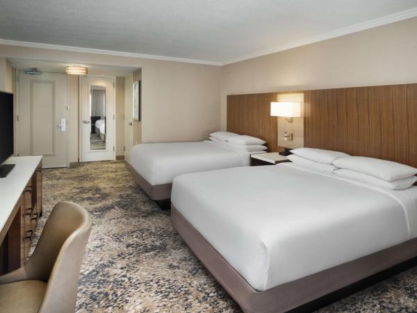 Hilton New Orleans Riverside : photo 2 de la chambre hébergement 2 lits queen-size - vue sur rivière