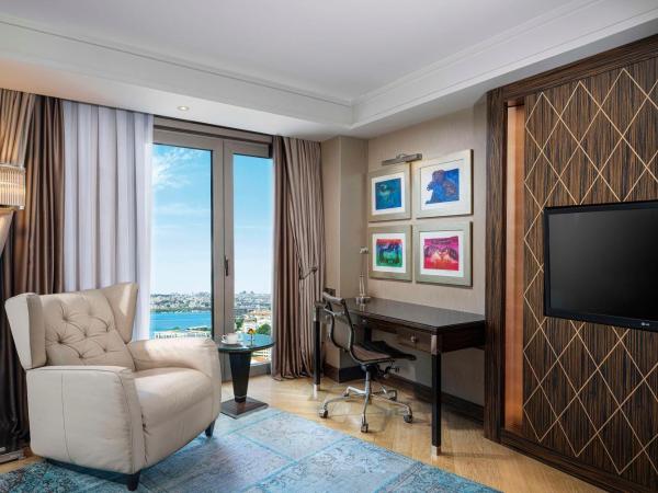 Radisson Blu Hotel Istanbul Pera : photo 2 de la chambre chambre exécutive - vue sur corne d’or