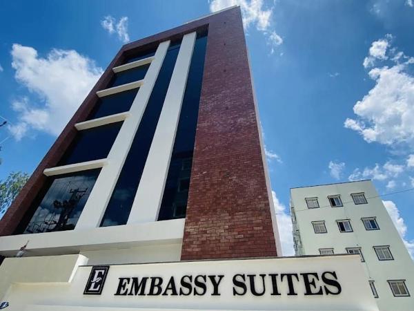 The Embassy Suites : photo 4 de la chambre chambre double standard