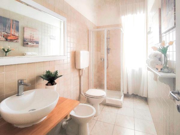 Corte Melone room rental : photo 3 de la chambre chambre double avec balcon