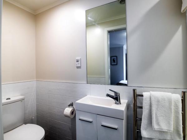 Ripple Rotorua : photo 8 de la chambre three bedroom apartment with  outdoor hot tub 