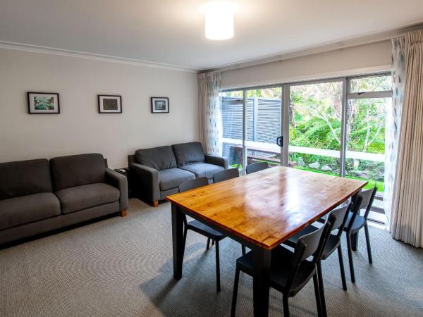 Ripple Rotorua : photo 10 de la chambre three bedroom apartment with  outdoor hot tub 