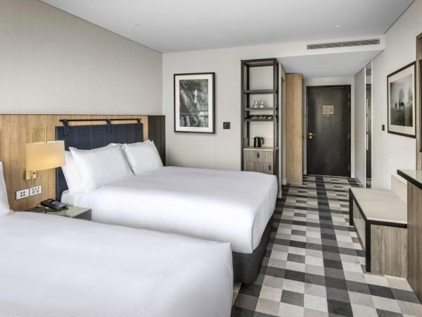 Doubletree By Hilton Karaka : photo 4 de la chambre chambre lit queen-size deluxe