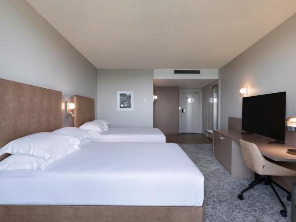 Hilton Garden Inn Darwin : photo 2 de la chambre chambre double avec 2 lits doubles