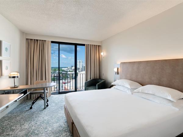 Hilton Garden Inn Darwin : photo 1 de la chambre chambre lit king-size