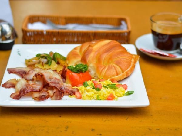 Thamel Grand Hotel : photo 2 de la chambre chambre deluxe double ou lits jumeaux