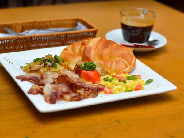 Thamel Grand Hotel : photo 5 de la chambre chambre deluxe double ou lits jumeaux