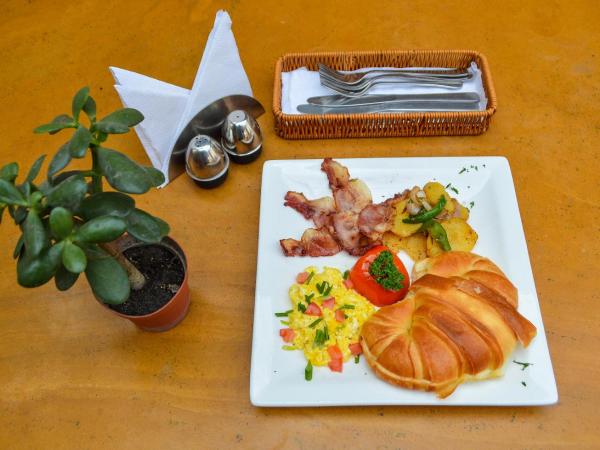 Thamel Grand Hotel : photo 6 de la chambre chambre deluxe double ou lits jumeaux