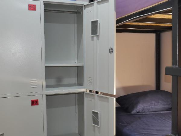 107 Hostel (One-O-Seven Hostel) : photo 1 de la chambre lit dans dortoir mixte de 6 lits