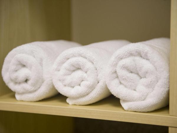 Hostel Seven : photo 4 de la chambre chambre double avec salle de bains commune