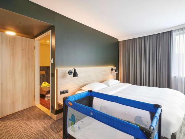 Park Inn by Radisson Krakow : photo 3 de la chambre chambre familiale