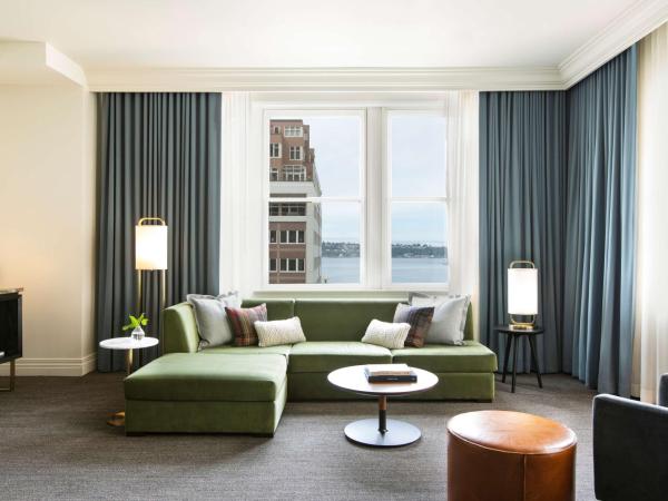 The Alexis Royal Sonesta Hotel Seattle : photo 4 de la chambre suite 1 chambre - vue sur sound