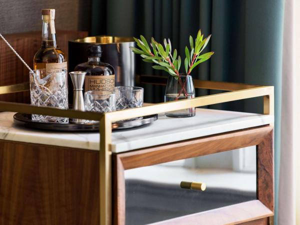 The Alexis Royal Sonesta Hotel Seattle : photo 6 de la chambre chambre lit king-size deluxe