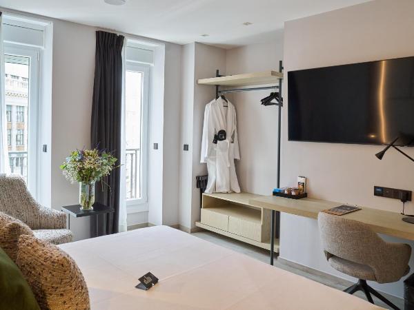 Hotel Regina : photo 3 de la chambre chambre deluxe alcalá