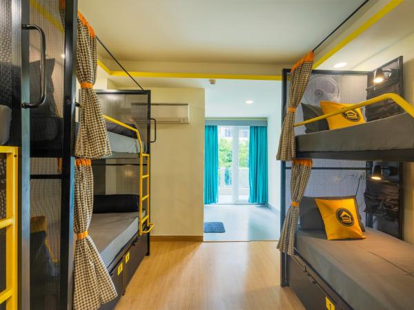 The Hosteller Gurugram : photo 5 de la chambre lit dans dortoir mixte de 6 lits