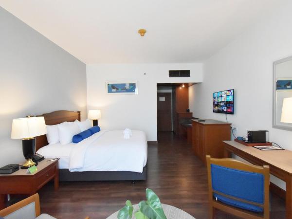 Century Park Hotel : photo 3 de la chambre sky view premier room