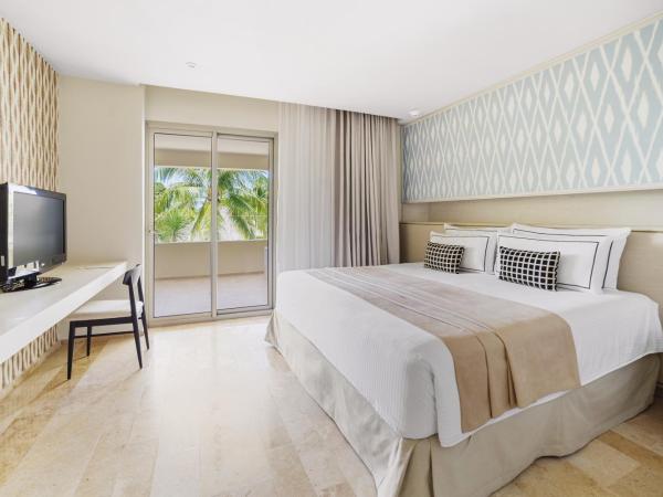 Privilege Aluxes Adults Only : photo 1 de la chambre suite premium avec bain à remous - vue sur jardin ou océan