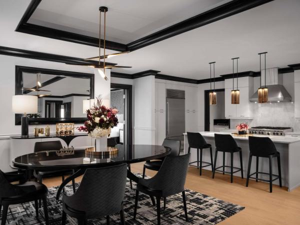 Waldorf Astoria Chicago : photo 6 de la chambre three-bedroom presidential suite with fireplace