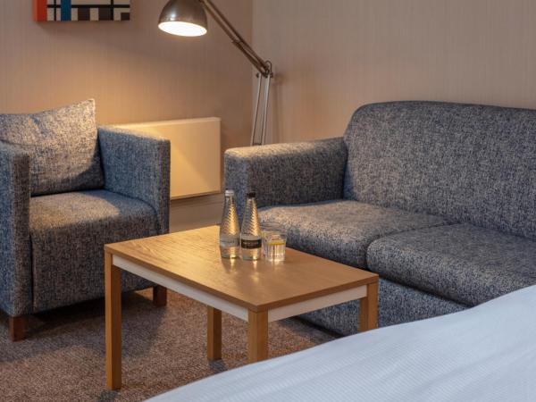 Oulton Hall Hotel, Spa & Golf Resort : photo 3 de la chambre chambre familiale deluxe