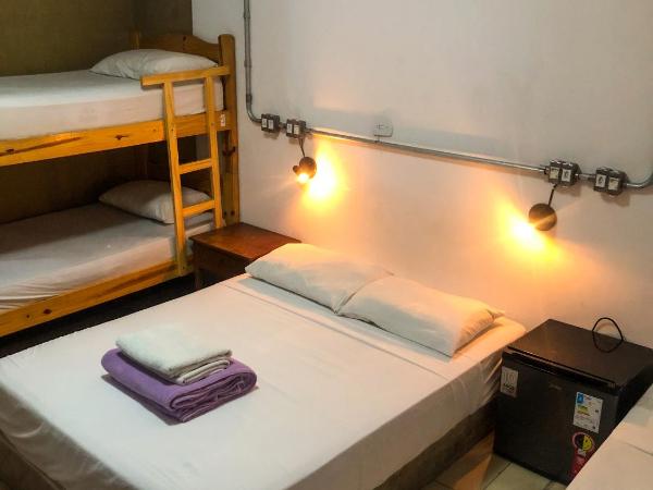 Micasa Hostel - Congonhas : photo 3 de la chambre chambre familiale avec salle de bains privative