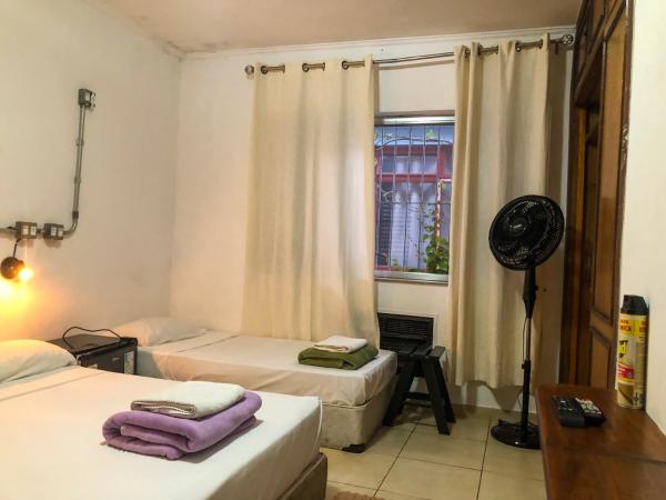 Micasa Hostel - Congonhas : photo 5 de la chambre chambre familiale avec salle de bains privative