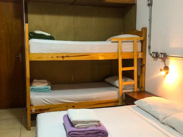 Micasa Hostel - Congonhas : photo 10 de la chambre chambre familiale avec salle de bains privative
