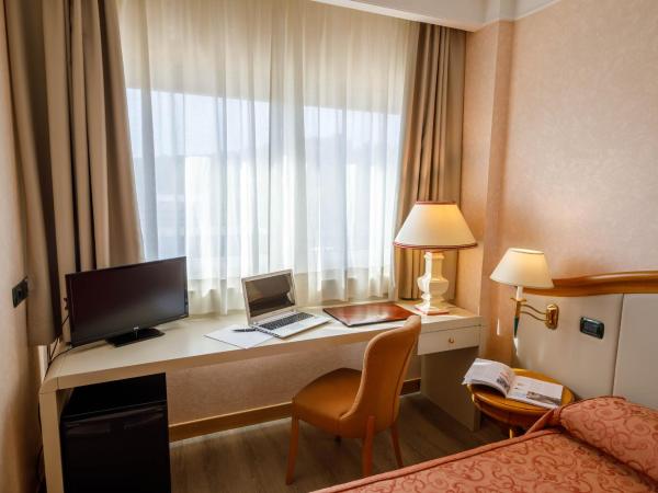 Perugia Plaza Hotel : photo 4 de la chambre chambre simple classique