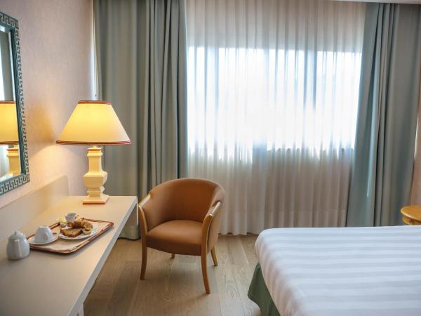 Perugia Plaza Hotel : photo 4 de la chambre chambre double supérieure