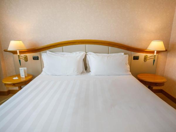 Perugia Plaza Hotel : photo 6 de la chambre chambre double supérieure