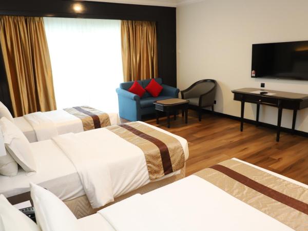 Grand Darul Makmur Hotel Kuantan : photo 6 de la chambre chambre triple deluxe