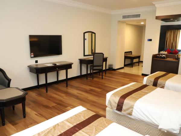 Grand Darul Makmur Hotel Kuantan : photo 5 de la chambre chambre triple deluxe