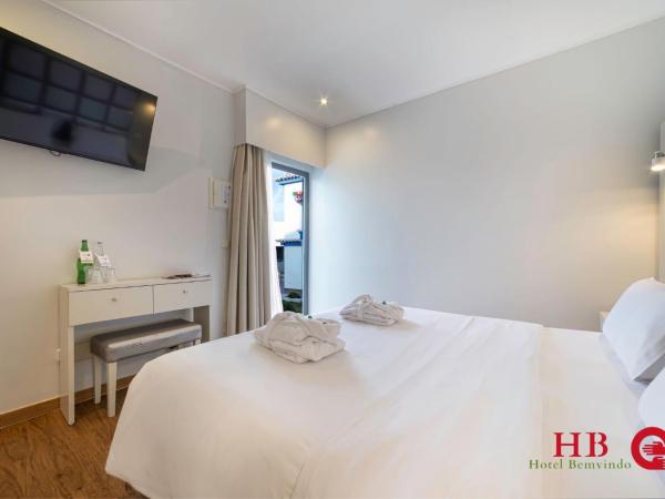 Urban Hotel Santa Eulalia : photo 5 de la chambre chambre double supérieure