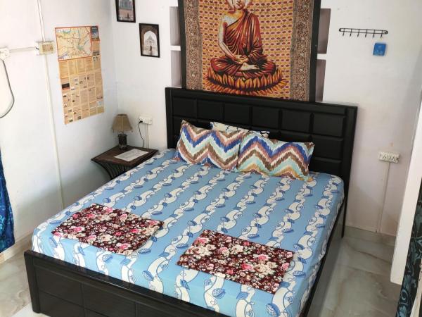 Zigzag Homestay : photo 8 de la chambre chambre double avec salle de bains commune