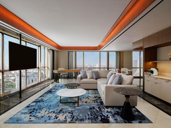 Sheraton Surabaya Hotel & Towers : photo 3 de la chambre suite royale