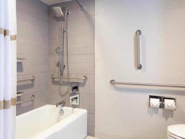 Marriott Orlando Airport Lakeside : photo 8 de la chambre chambre lit king-size