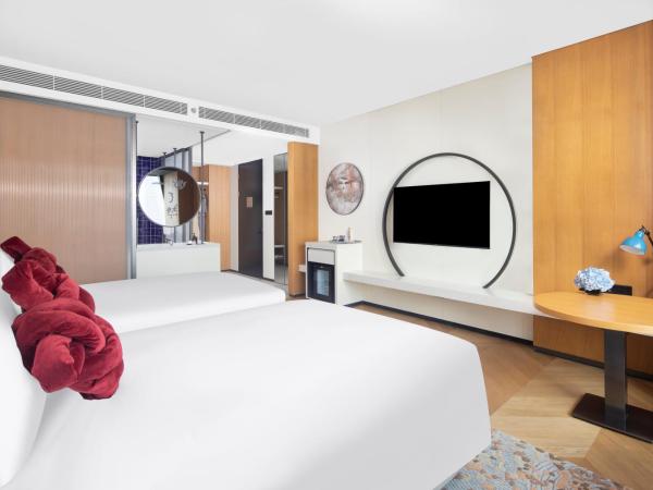 M Social Hotel Suzhou : photo 1 de la chambre chambre lits jumeaux supérieure