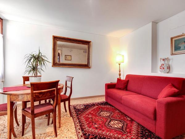 Palazzo Schiavoni Residenza d'epoca & Suite-Apartments : photo 5 de la chambre appartement 1 chambre